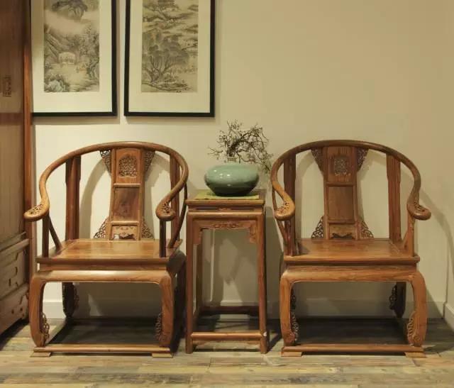挑選皇宮椅，為什么要重點(diǎn)看扶手(圖1)