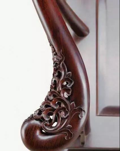 挑選皇宮椅，為什么要重點(diǎn)看扶手(圖6)