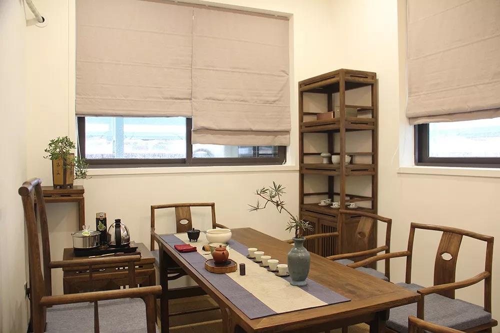 茶室一間，是這嘈雜俗世中的心靈居所(圖2)